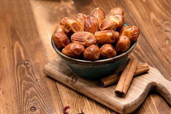 تصویر 4 از خرما زاهدی طلحه با طعم اصیل جنوب و کیفیت ممتاز